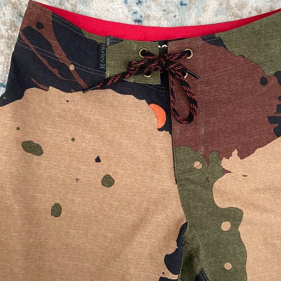 Hurley big boys Size 22 Phantom JJF5 Recruit 12” Boardshorts Camo Swim Dri-fit - Picture 2 of 8